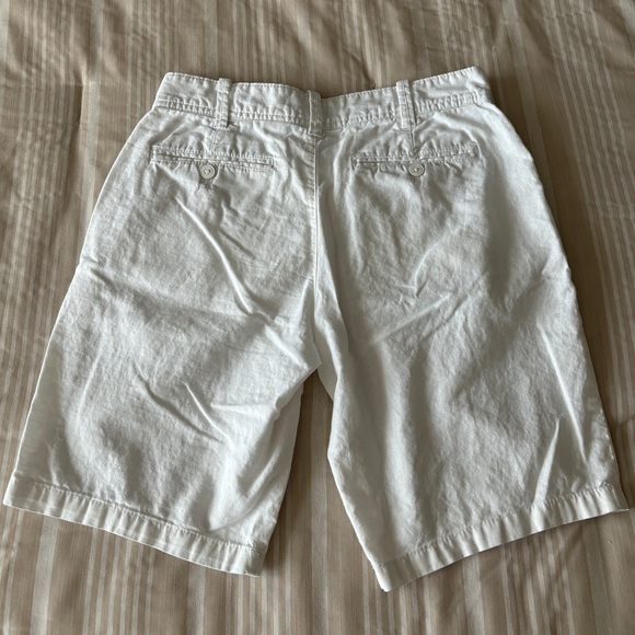 Express Men’s Classic Fit Linen blend shorts - Picture 2 of 3